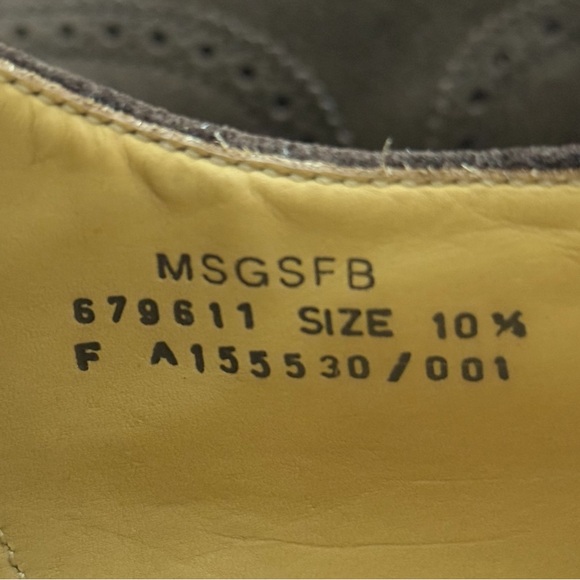 CHARLES TYRWHITT SUEDE OXFORD SHOES - Picture 10 of 10